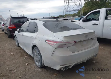2020 Toyota Camry Xse z USA, uszkodzony, nr VIN 4T1K61AK0LU921608